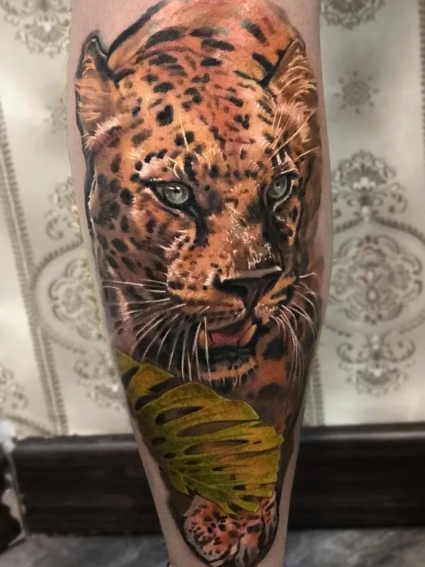 color realism 타투 부위 calf #28745 | 타투이스트 Laura Juan