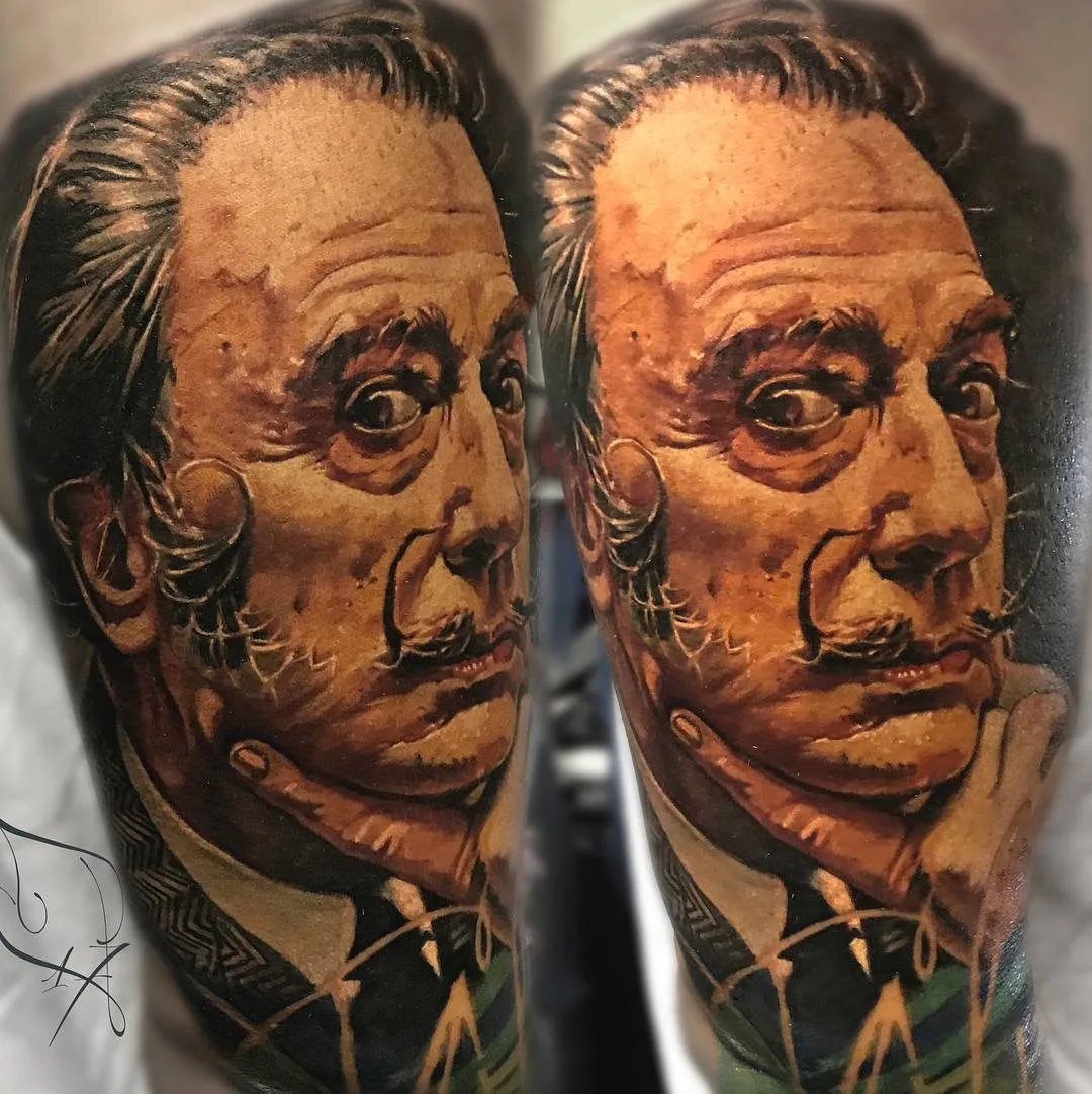 Artista del tatuaggio Laura Juan, ritratto a colori tatuaggio realistico | Madrid, Spagna