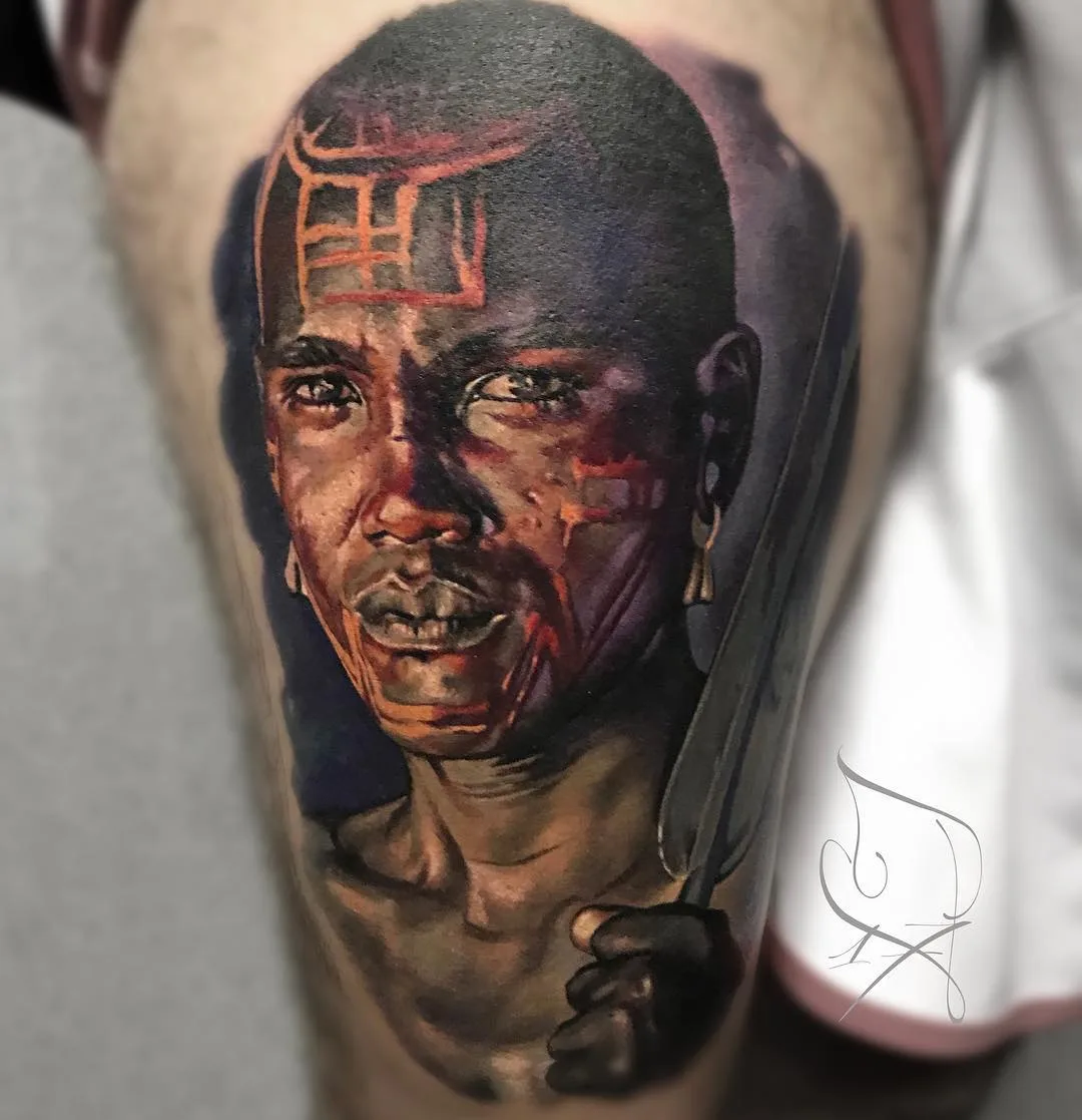 Artista del tatuaggio Laura Juan, ritratto a colori tatuaggio realistico | Madrid, Spagna