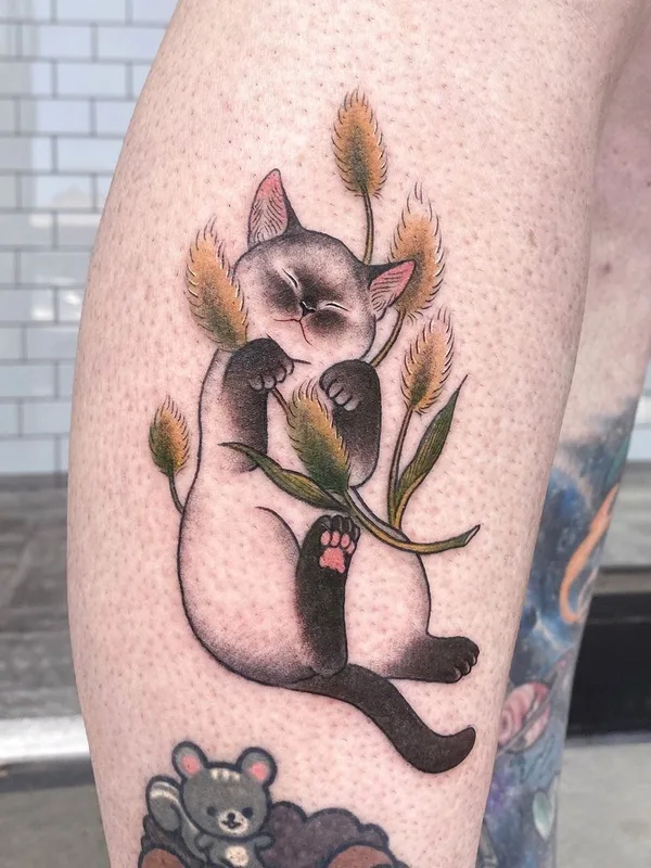 color illustrative 纹身 在 calf #35196 | 纹身师 KIERA