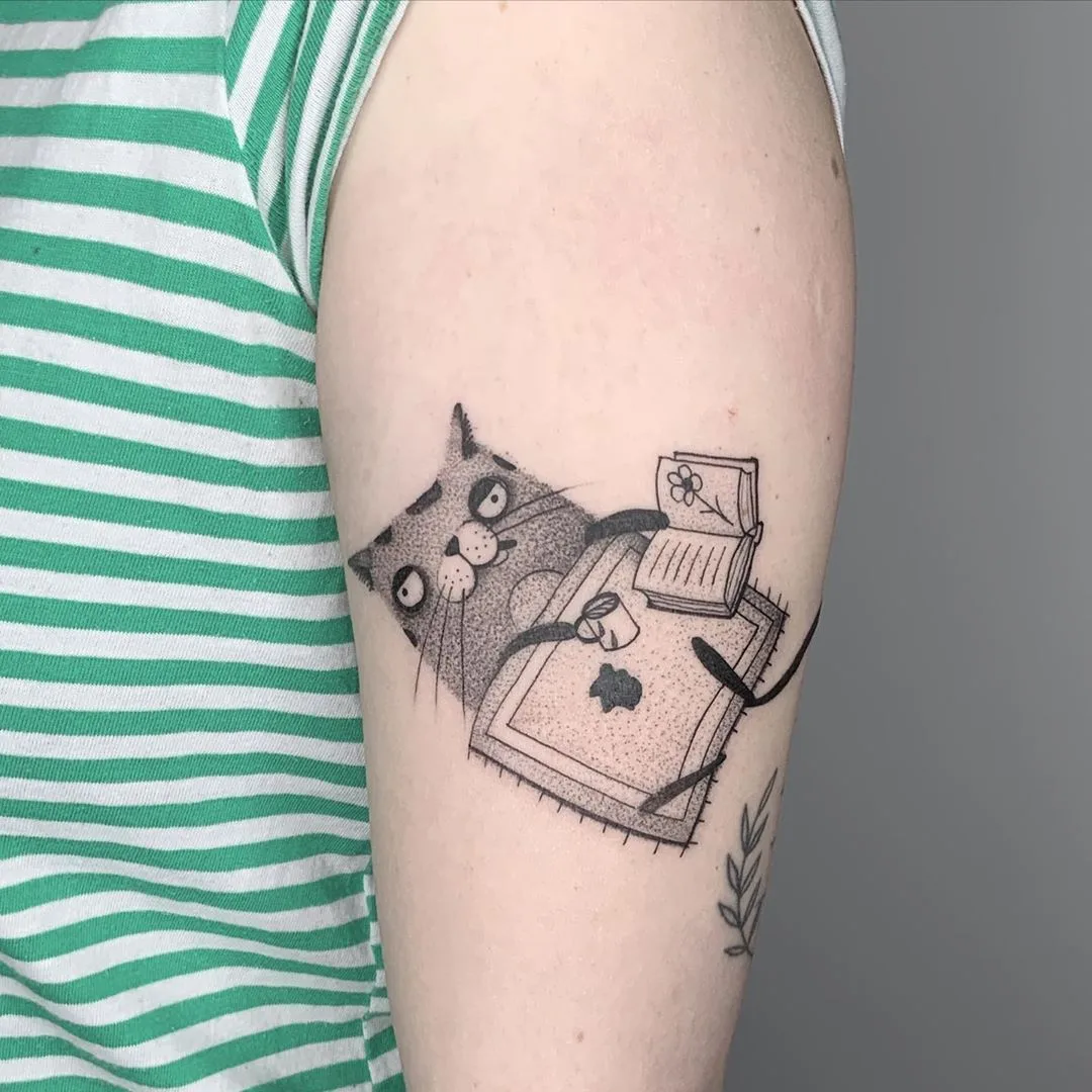 Tattoo artist Wujek, black and grey graphics tattoo with cute animal | Poland