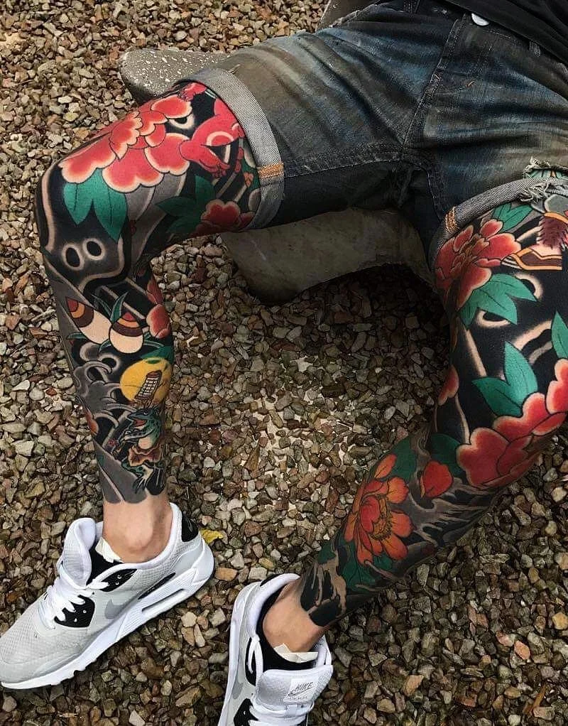 Classico eterno di un tatuaggio giapponese tradizionale da Ian Det