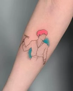 Файнлайн Figure, Microphone tattoo на Предплечье