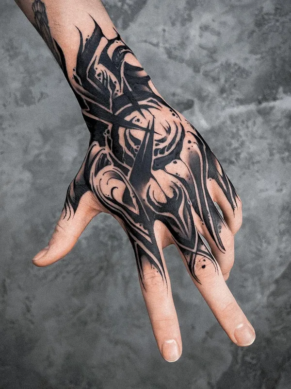 black blackwork Tatuaggio su hand #50163 | Tatuatore Святослав Синяшин