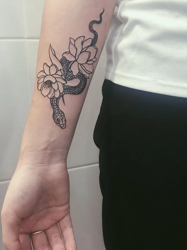 black and grey linework татуировка на forearm #50243 | Тату мастер Юля Белова