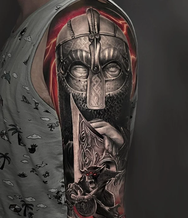 Реализм Viking, Helmet tattoo на Полный рукав