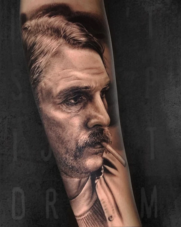 Реализм Portrait tattoo на Предплечье