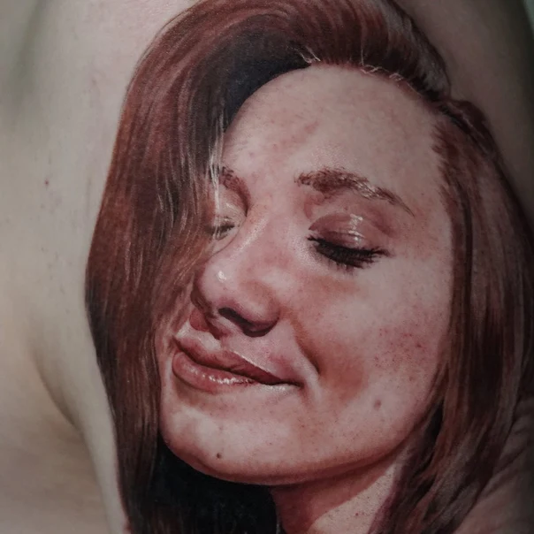 Реализм Portrait tattoo на Плечо
