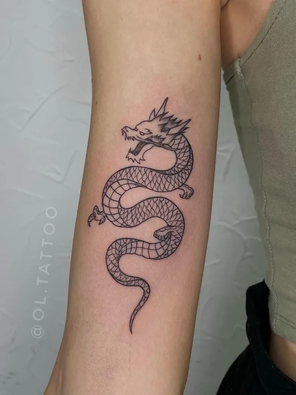 female black linework татуировка на forearm #50526 | Тату мастер Ольга Иванова