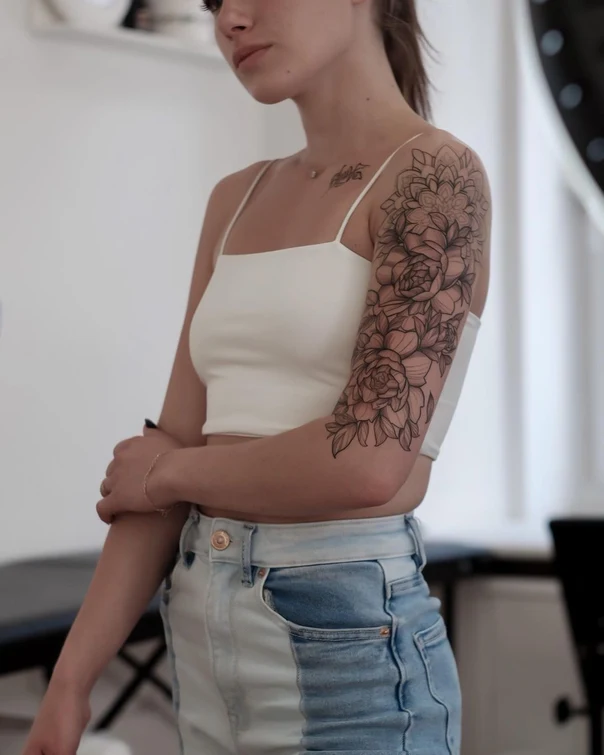 Ботаническая Flowers, Mandala tattoo на Полный рукав