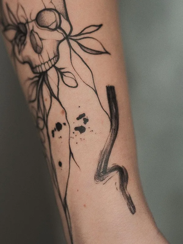 black sketch tatuaje en forearm #51151 | Tatuador Оля Сивухова