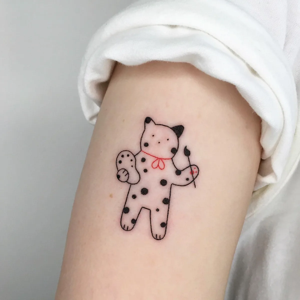 Naughty cats in minimalistic tattoos by Anya Satsuro - image 6
