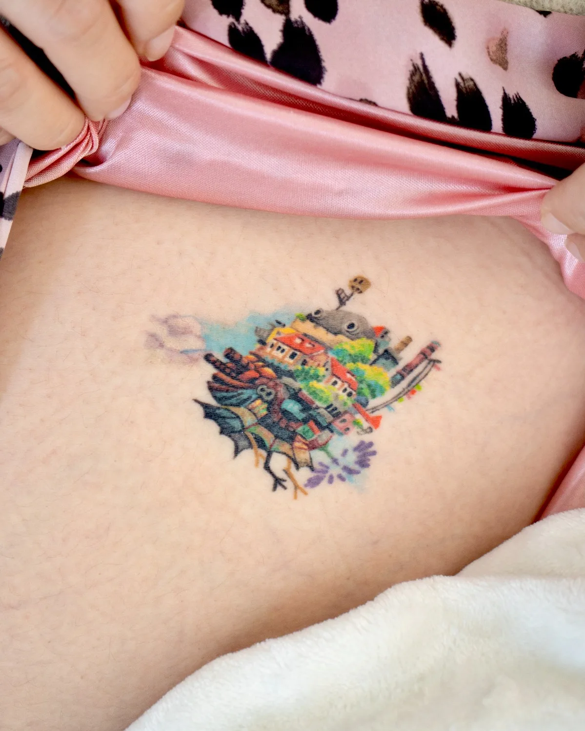Tatuaggio di Howl's Moving Castle da Ovenlee