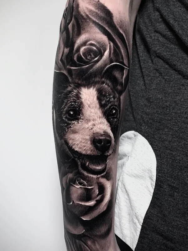 black and grey realism Tatuaggio su forearm #51318 | Tatuatore Денис Показанов