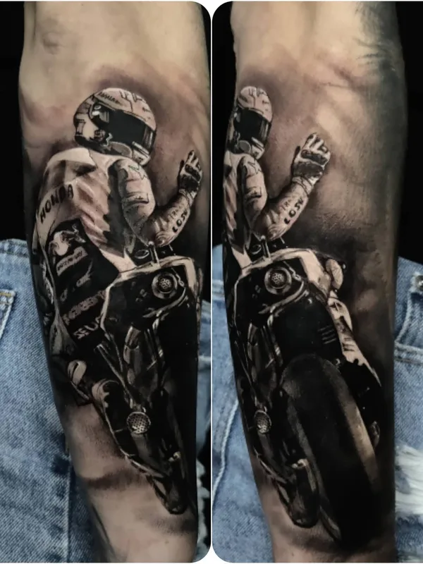black and grey realism татуировка на forearm #51345 | Тату мастер Павел Мороз