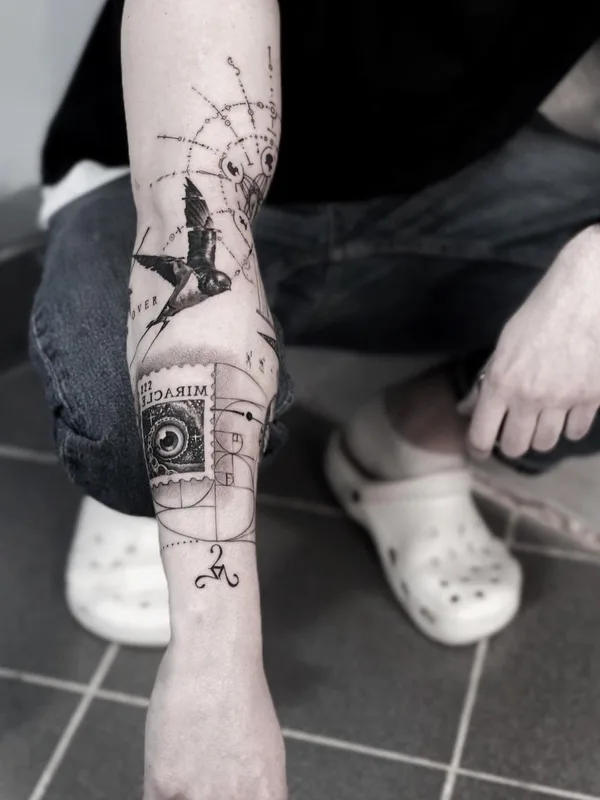 black and grey fineline татуировка на forearm #51673 | Тату мастер Максим Лемо