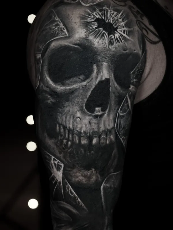 black and grey black and grey Tatuaggio su full sleeve #51907 | Tatuatore Albert Quintero