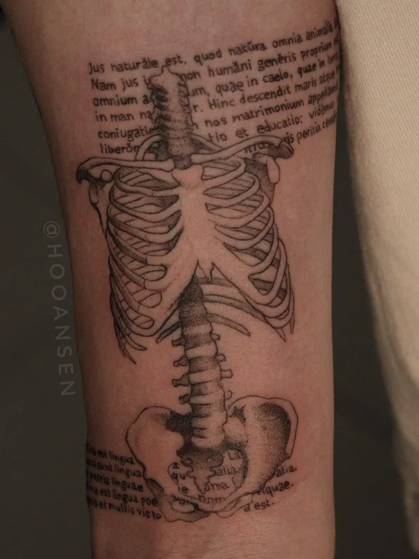 black and grey sketch Tatuaggio su forearm #52062 | Tatuatore Елизавета Хансен