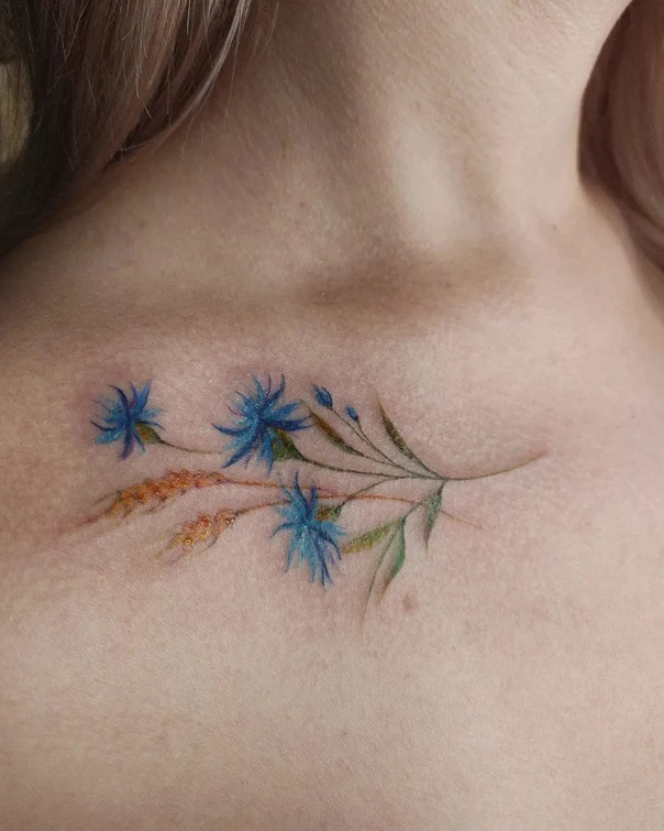 Ботаническая Flowers, Leaves tattoo на Collarbone