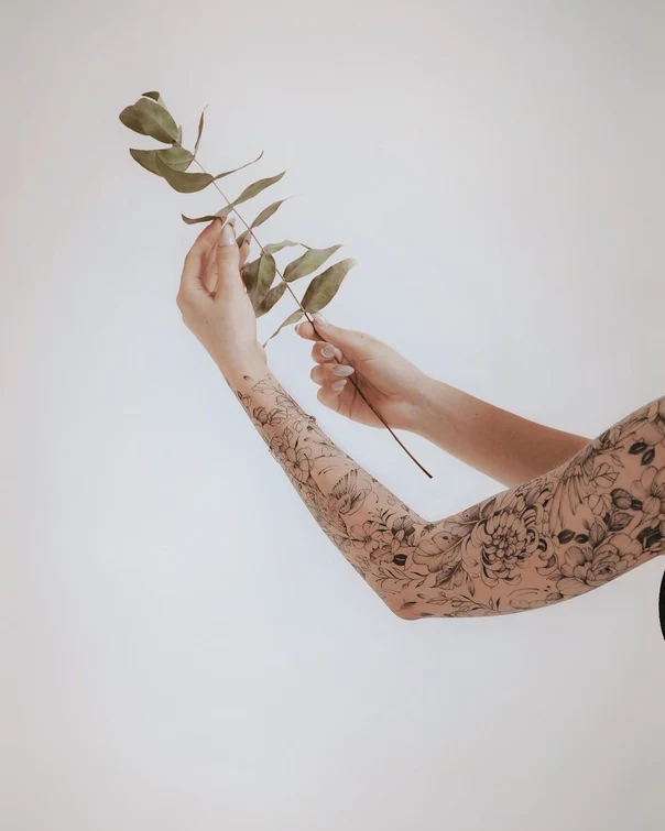 Ботаническая Flowers, Leaves tattoo на Полный рукав
