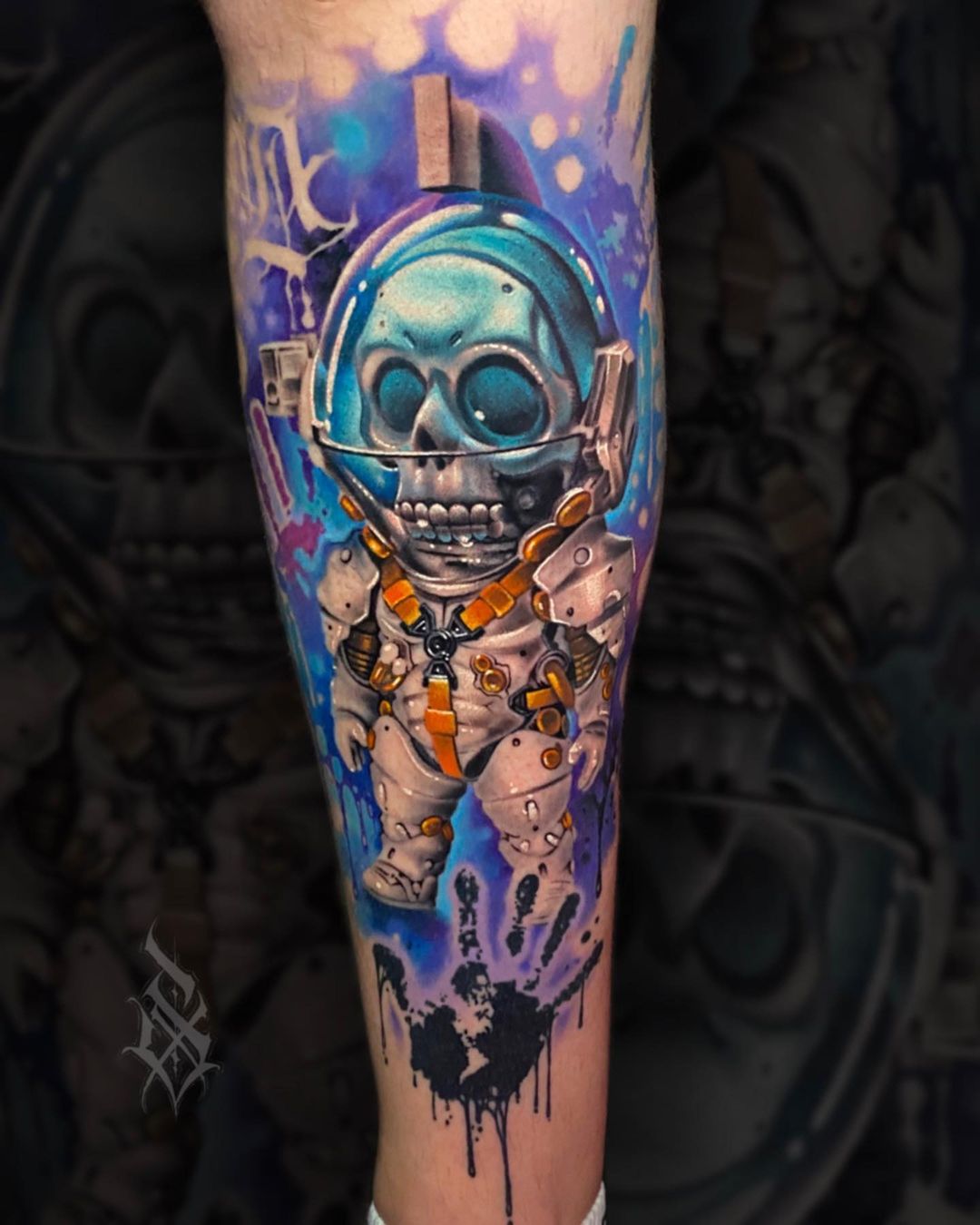 Tattoo uploaded by Mayara Compulsiva • #astronauta #astronaut #caveira # skull #planeta #planets #MayaraMarques #colorido #colorfull #sketch  #aquarela #watercolor #illustrative • Tattoodo