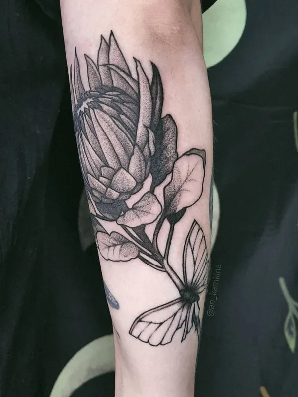 black and grey botanic 纹身 在 forearm #52794 | 纹身师 Анастасия Камкина