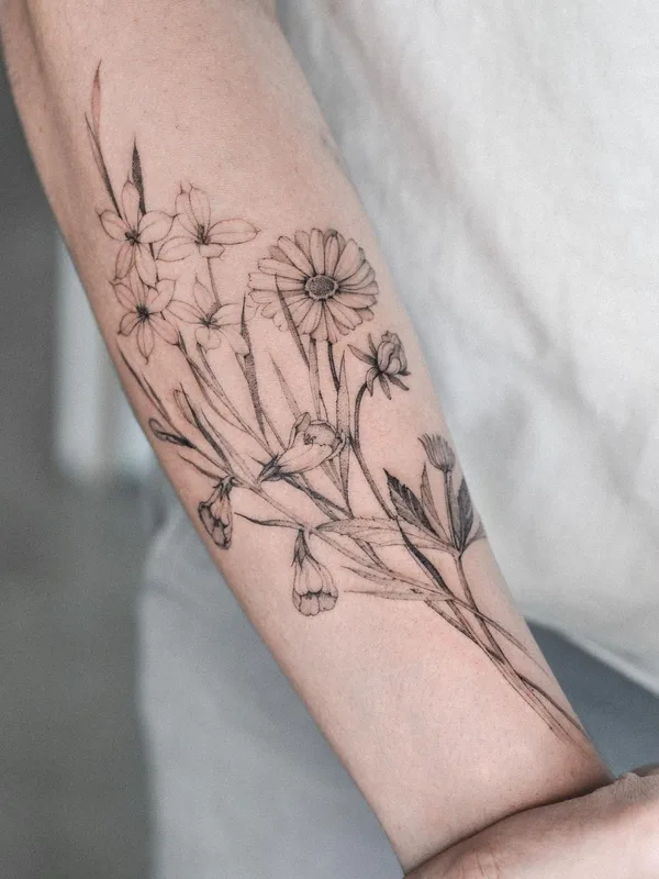 black and grey fineline 纹身 在 forearm #63962 | 纹身师 Karry Ka-Ying Poon