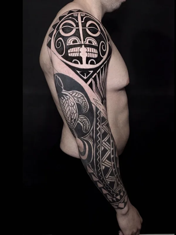 male black tribal tatouage sur full sleeve #63983 | Artiste tatoueur @javieracero