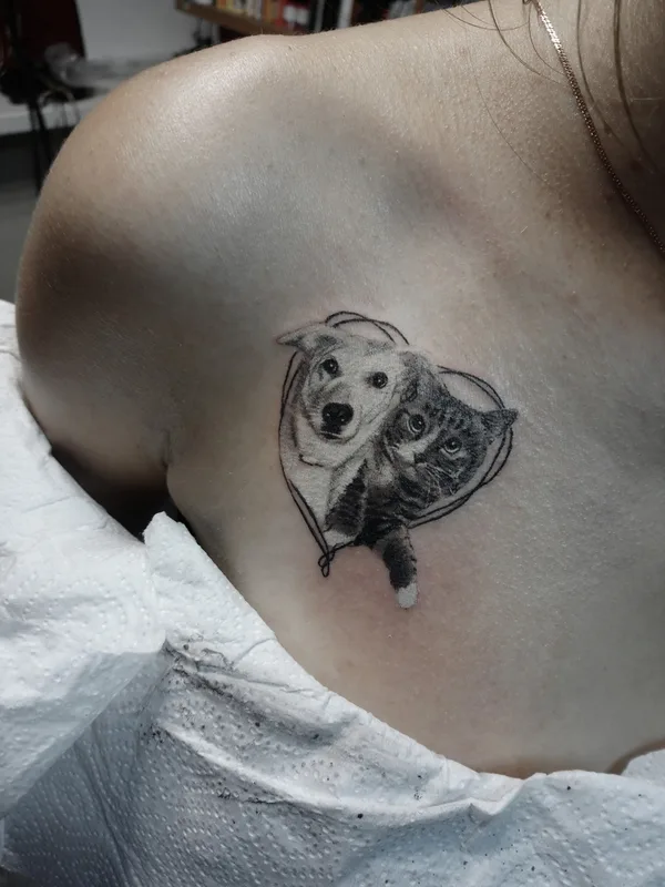 female black and grey black and grey Tatuaggio su collarbone #64096 | Tatuatore BUFFOON-TATTOO studio