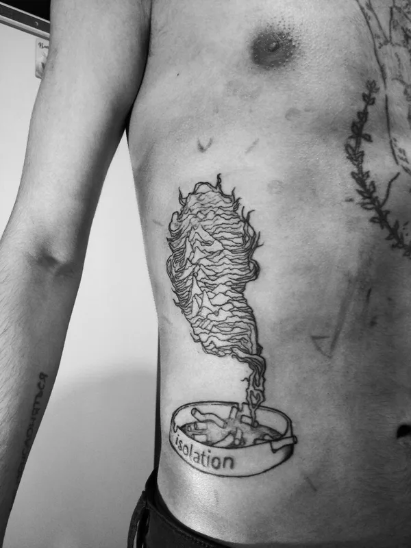 male black and grey linework Tatuagem em ribcage #64262 | Tatuador Alain Morpheus