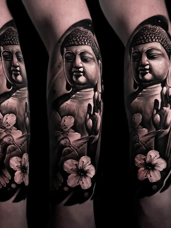 black and grey realism 纹身 在 forearm #64396 | 纹身师 Maksim Chanishev