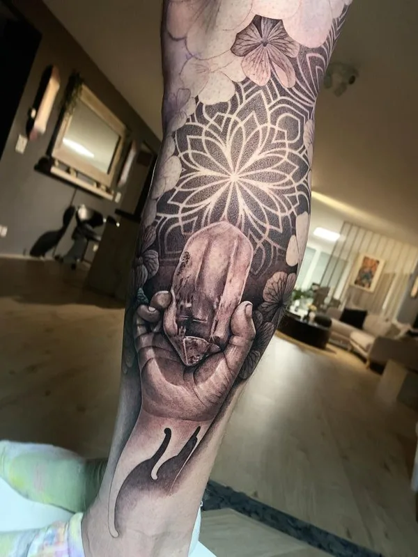 black and grey black and grey tatuaje en forearm #64431 | Tatuador Abián LaMotta