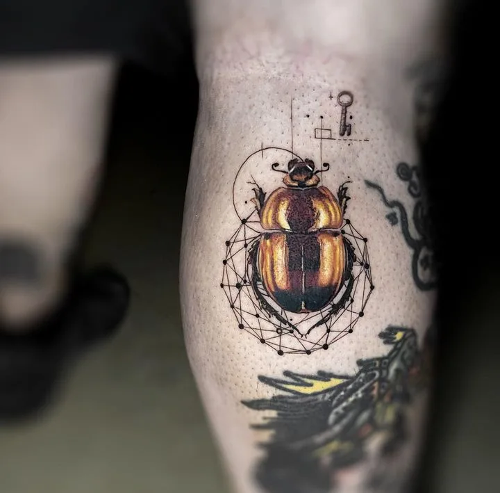 micro-realism tattoo by Kirill Warhate