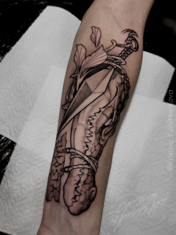 black and grey black and grey татуировка на forearm #64901 | Тату мастер Михаил Громов