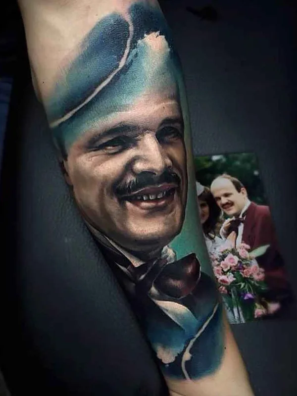 male color photorealism 纹身 在 forearm #9038 | 纹身师 Charles Huurman