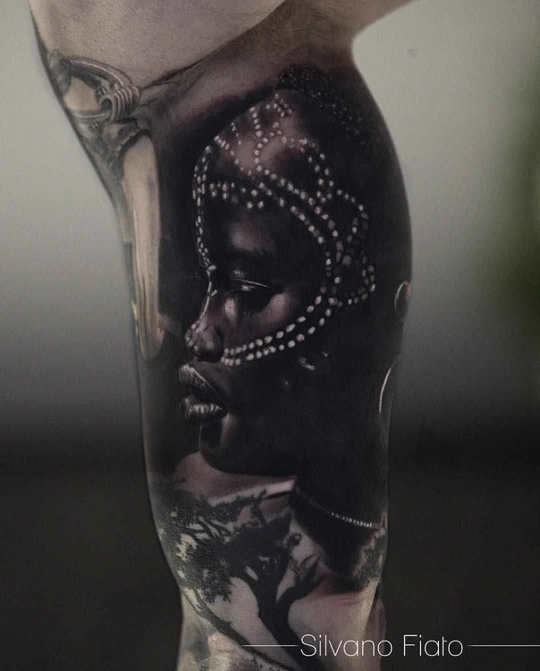 Realism Portrait, Face tattoo on Thigh
