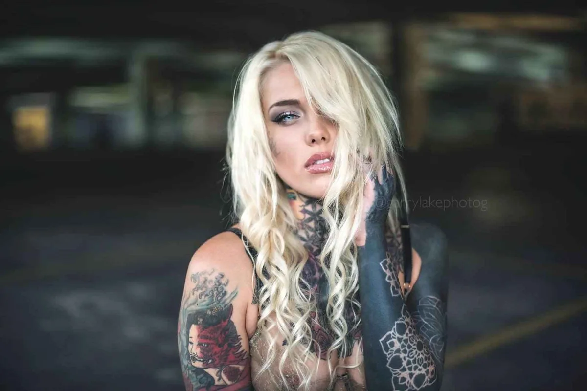 Modello alternativo di tatuaggio Lauren Brock | Модель тату-Лорен Брок