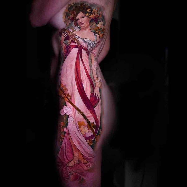 Illustrative Woman, Flowers tattoo on Side