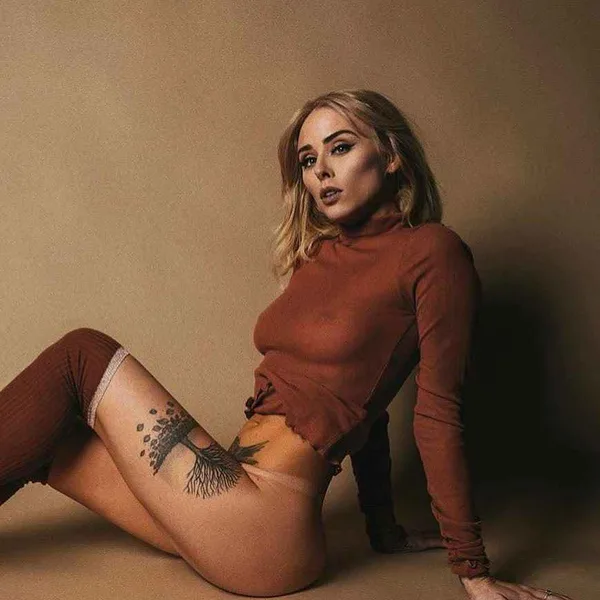 纹身 #8761 | 纹身模特 Alysha Nett