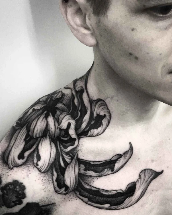 Black & Grey Flower tattoo on Shoulder