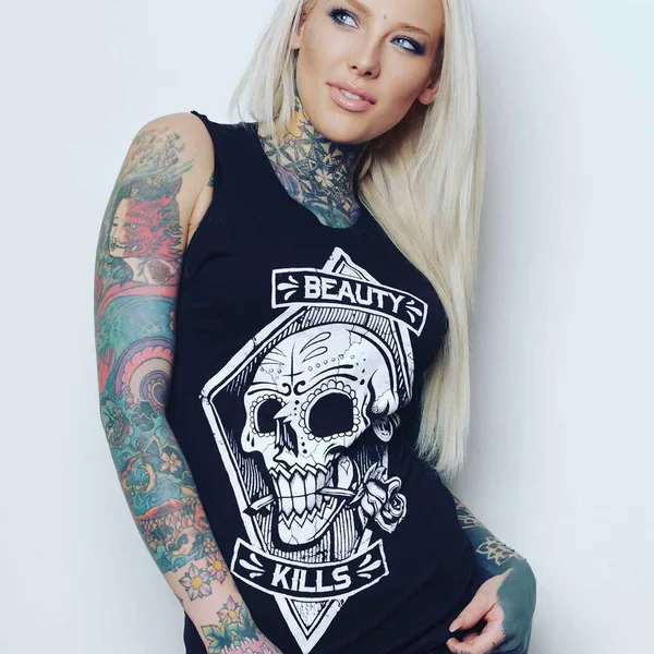 Tatuaggio #9876 | Modello di tatuaggi Lauren Brock