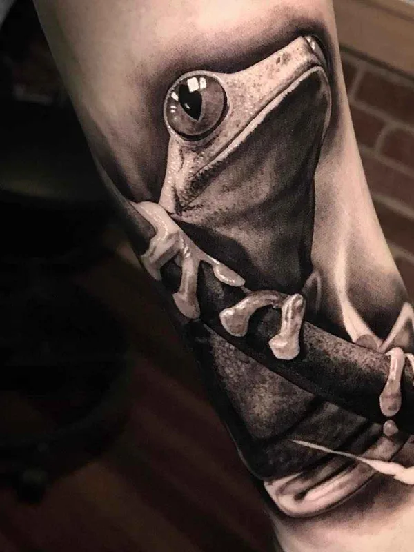 black and grey realism татуировка на forearm #9557 | Тату мастер Ben Thomas