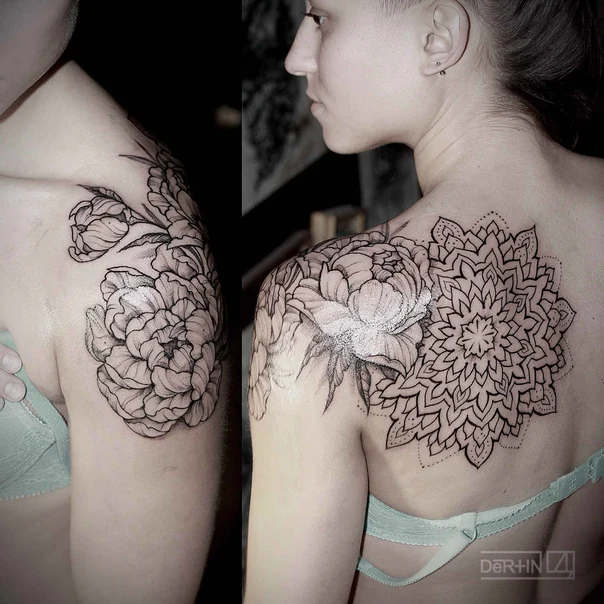 Блэкворк Flower, Mandala tattoo на Лопатка