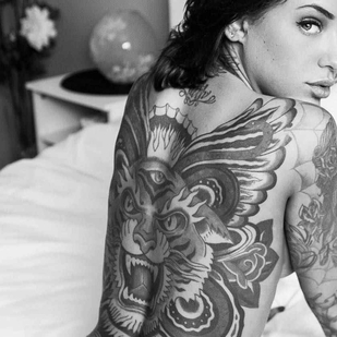 🔥 Горячие фото, портфолио модели  #17453 Тату модель Laurence Bédard