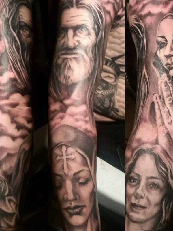 black and grey realism tatuaje en full sleeve #17873 | Tatuador CRISTIAN ZINK