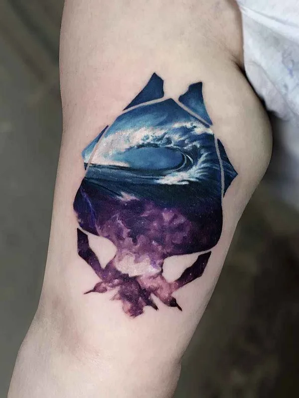 color illustrative Tatuagem em thigh #17714 | Tatuador Serkan Demirboğa