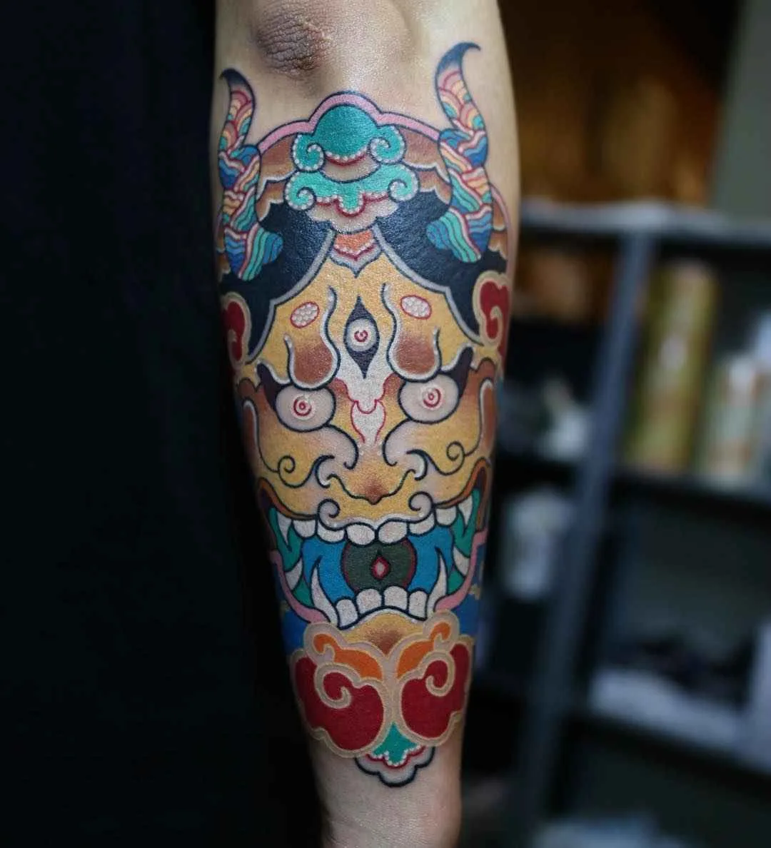 Artista del tatuaggio Pitta, tatuaggio tradizionale coreano, stile autore | Seoul, Corea del Sud