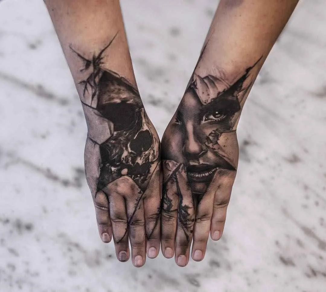 Tattoo artist Adrian Lindell black&grey portrait and abstract tattoo realism | Stockholm, Sweden
