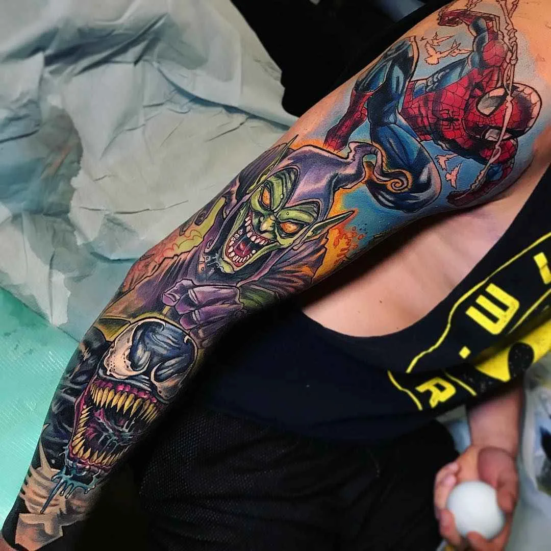 Tattoo artist Derek Turcotte escala brilho cor nova escola tattoo | Canada