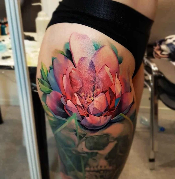 Акварель Flower, Skull tattoo на Thigh